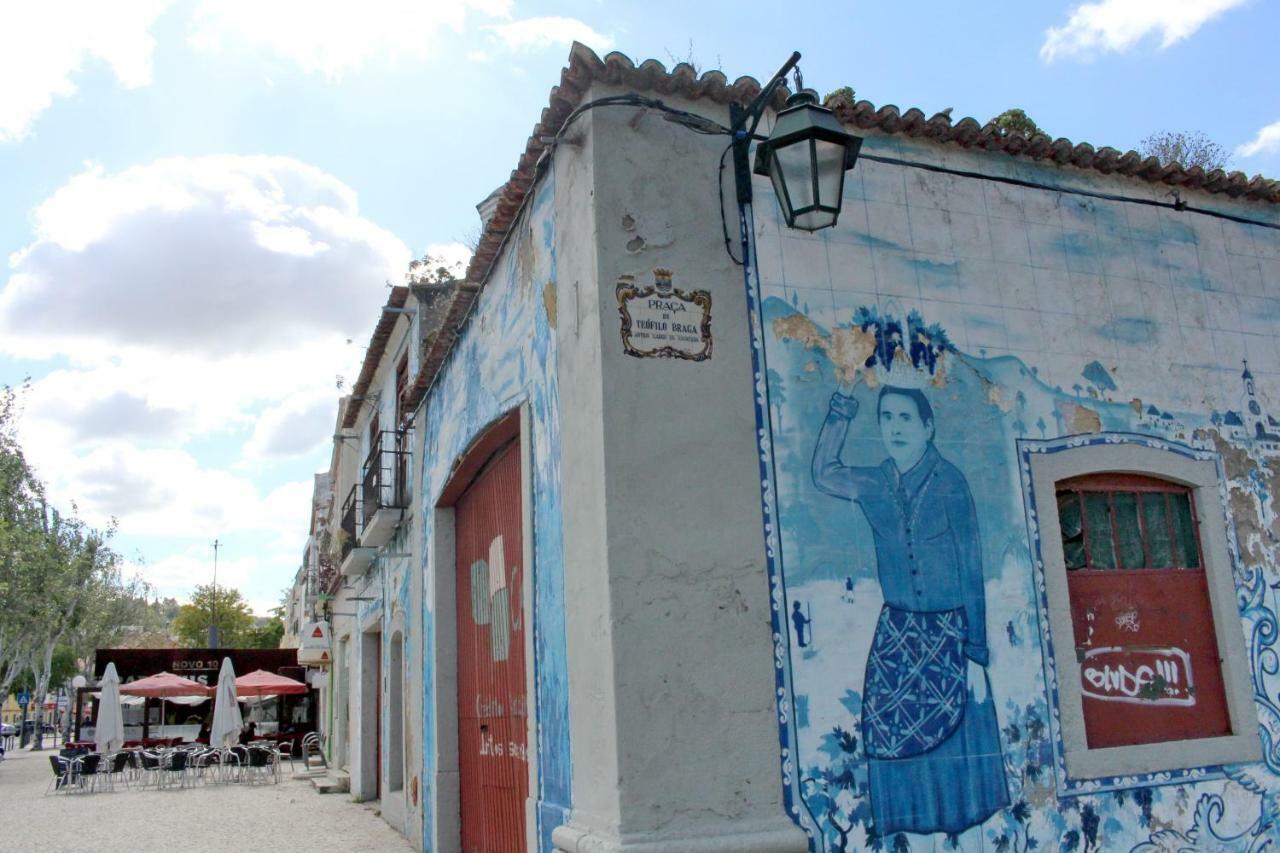 Casa Feijao No Centro De Setubal Villa Luaran gambar