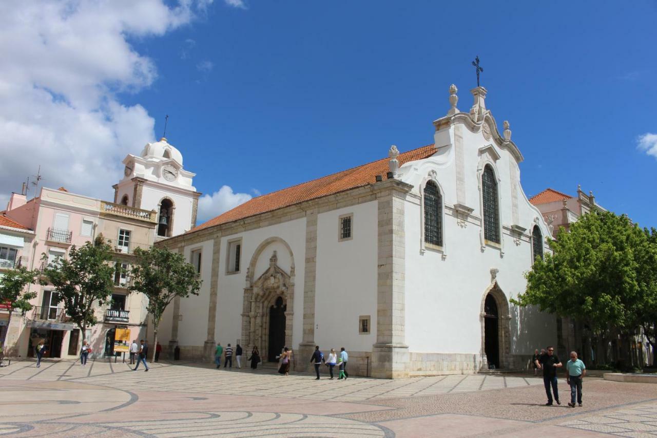 Casa Feijao No Centro De Setubal Villa Luaran gambar